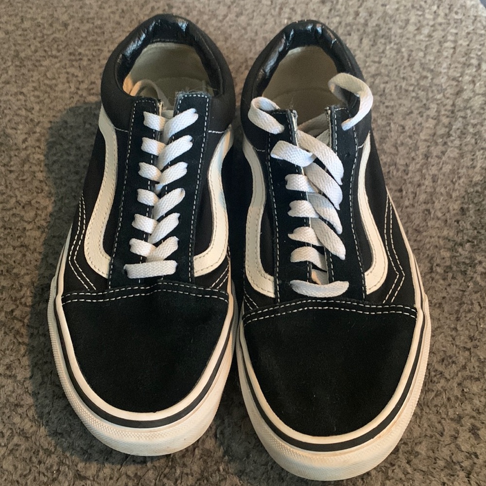 Woman’s Van’s